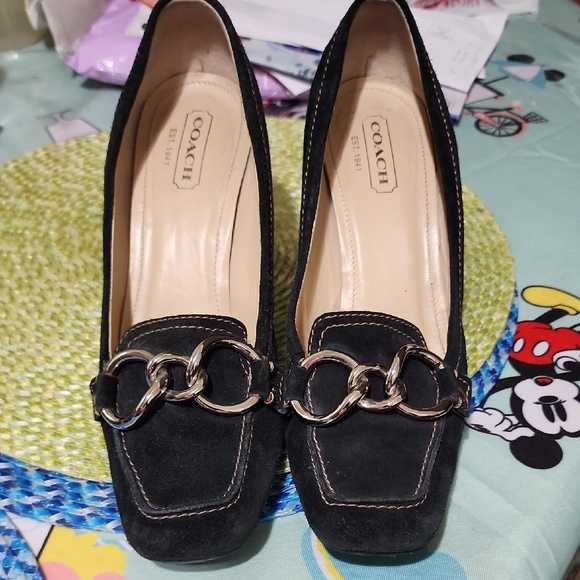Coach Black Flats with Silver Chain Accent Used Good Condition Size 9.5 - Picture 1 of 11